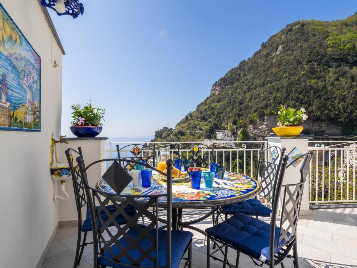 Appartamento Blue Waves - De Vivo Realty Positano Esterno foto